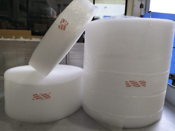 Small Bubble Wrap – Clear | Wide Format (91m) - Image 3